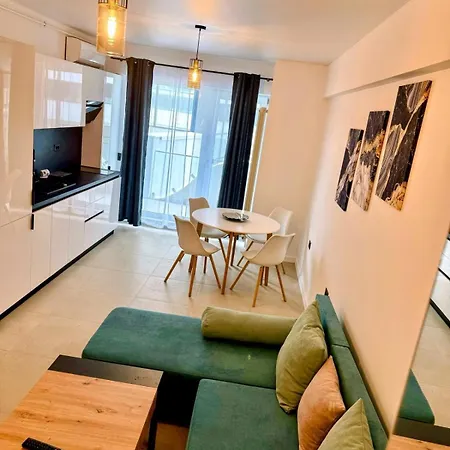 Oxana Summer Alezzi Apartment *