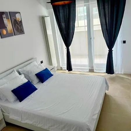 Oxana Summer Alezzi *