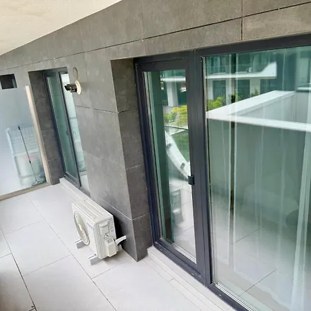 Oxana Summer Apartment