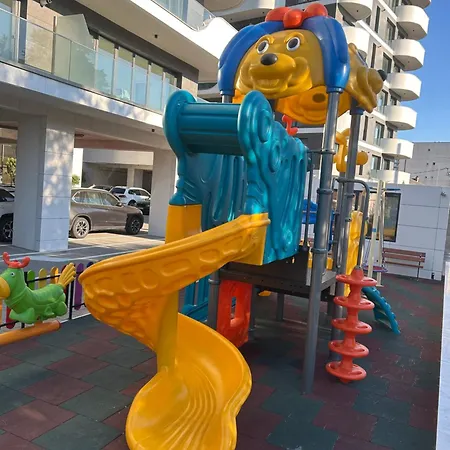 Oxana Summer Alezzi * Năvodari